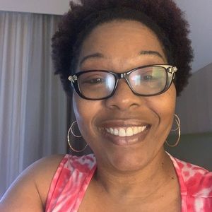 Meet your Posher, Sharmayne